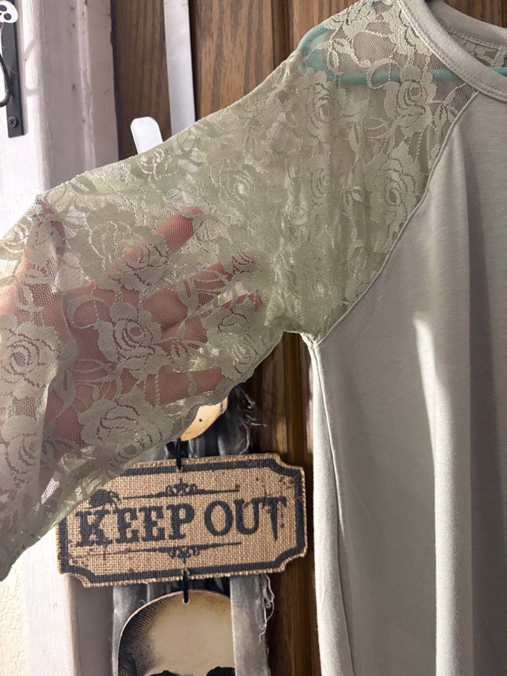 Sage Lace Raglan Tunic - Picture 5 of 7